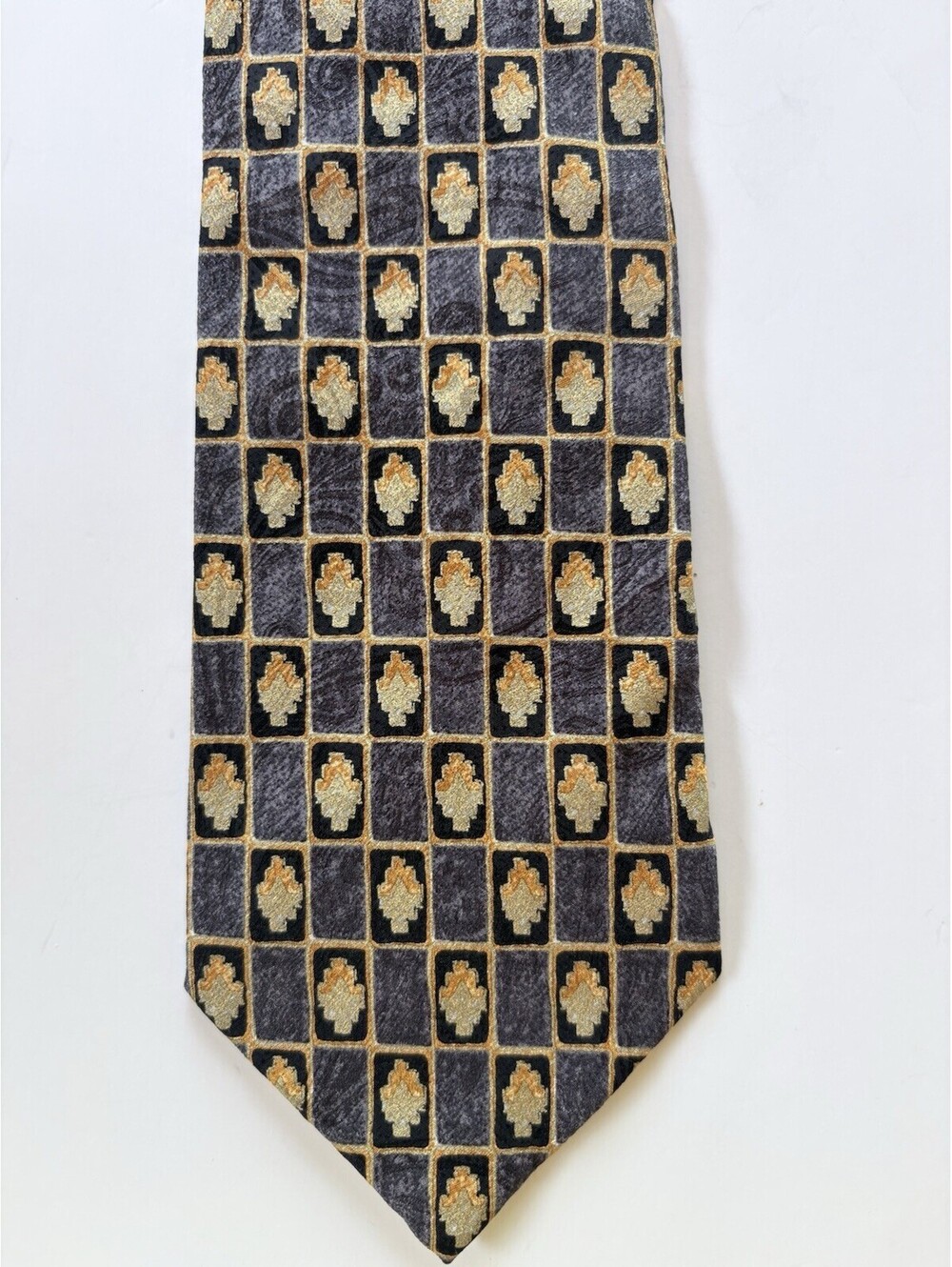 Necktie Gray Gold Astratto Geometric Medallion 100% Silk USA